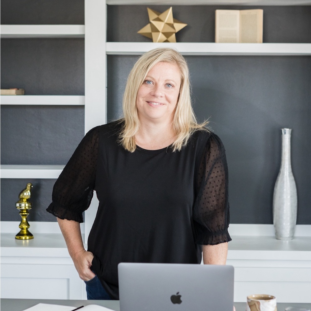 Meet your Posher, Michele